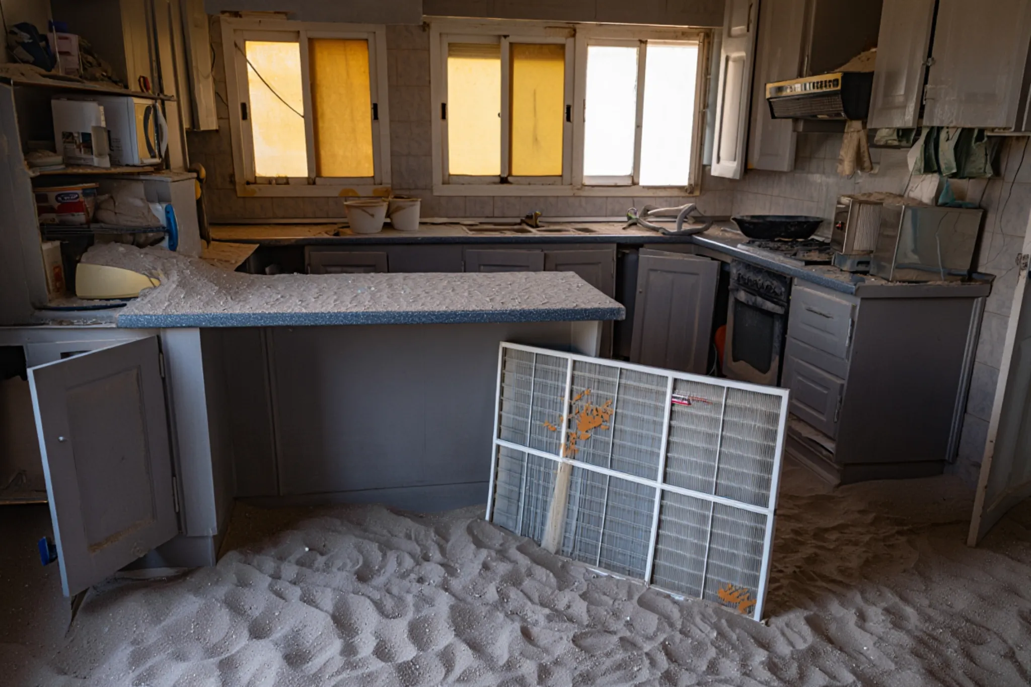 sand-damage-kitchen-appliances-fuerteventura